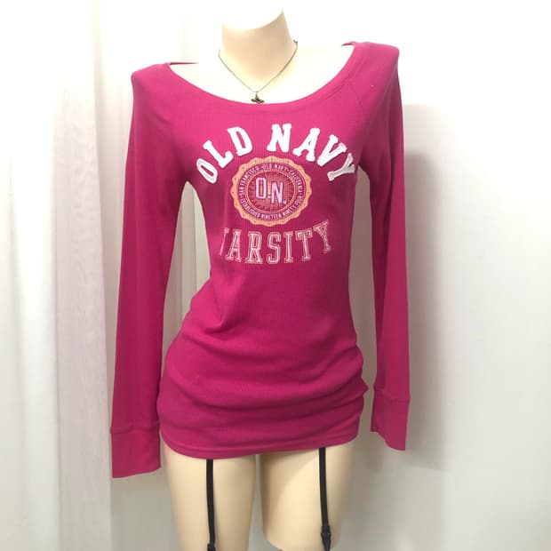 hot pink lettering ribbed long sleeve
