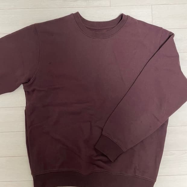 지오다노 버건디 맨투맨(95)