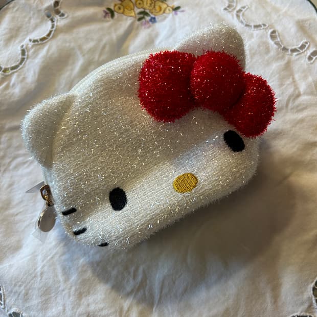 헬로키티 파우치