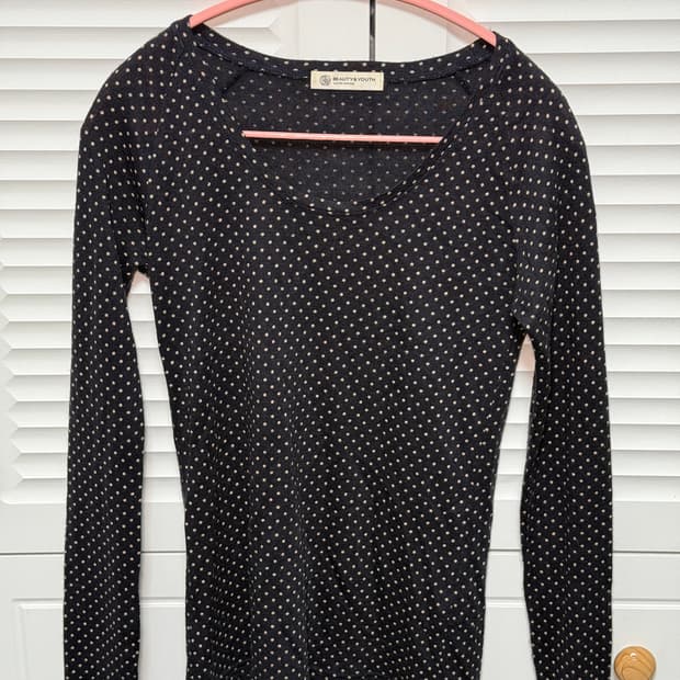 블랙 도트 긴팔티 ( 베이지 도트 )