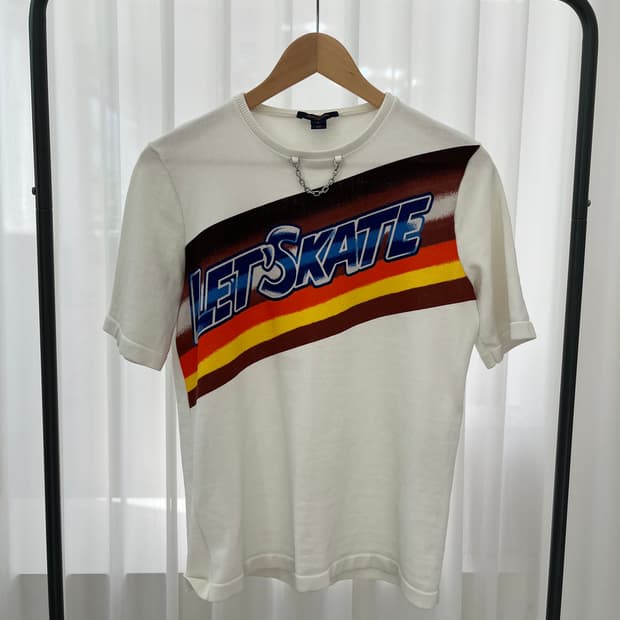 루이비통 남성 S사이즈 반팔 티셔츠