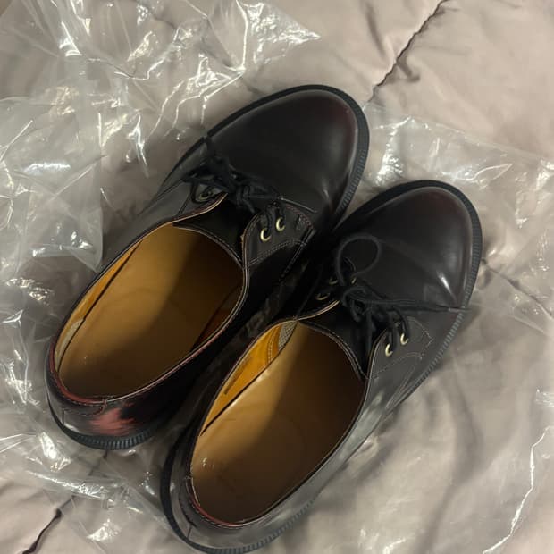 닥터마틴 브룩 버건디 