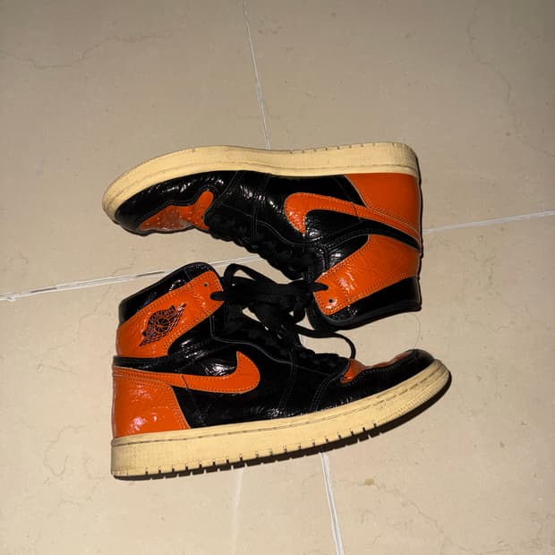 조던1 백보드 255