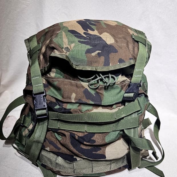 m81 우드랜드 카모 몰리 메인백