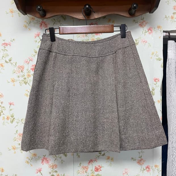 브라운 헤링본 스커트