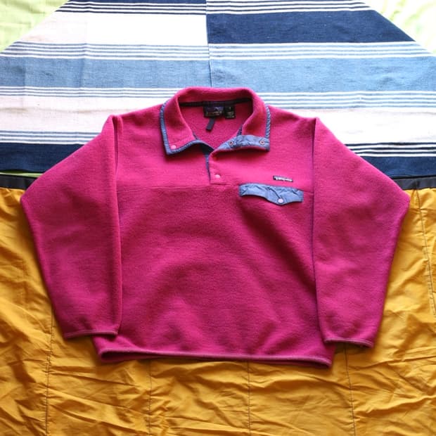 파타고니아 00s 신칠라 스냅티 플리스 (Raspberry)