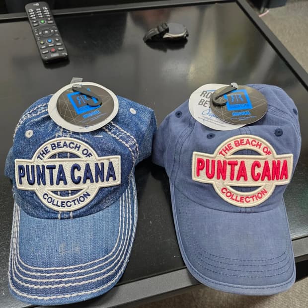 [새제품] 로빈 루스 Y2K 볼캡