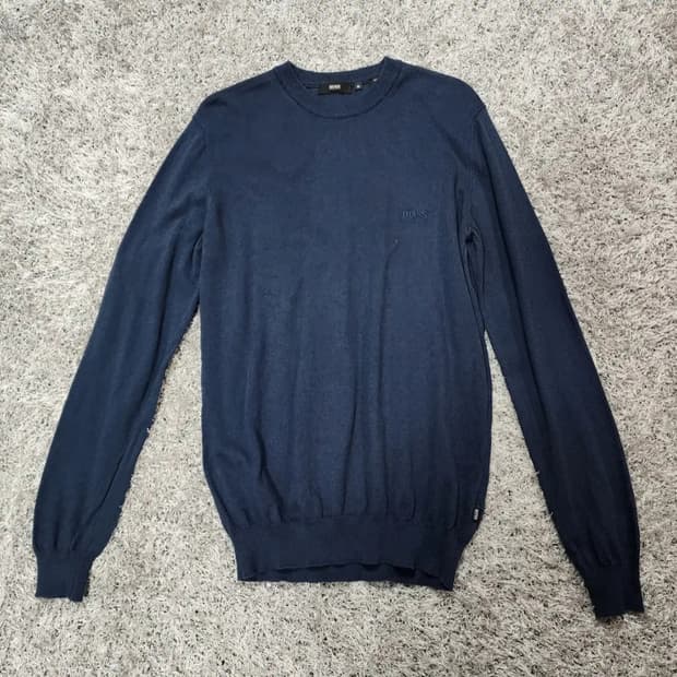 보스  라운드 니트 티셔츠 M