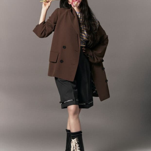 럭키슈에뜨 슬래시 백슬릿 자켓 38사이즈(새상품)