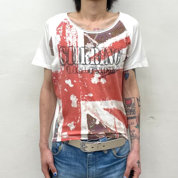 American flag washing white T-shirt 