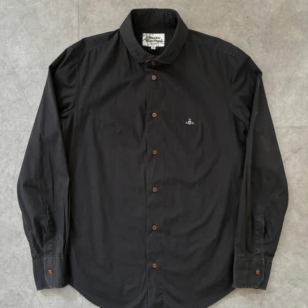 Vivienne Westwood 비비안웨스트우드 맨 로고 블랙셔츠  