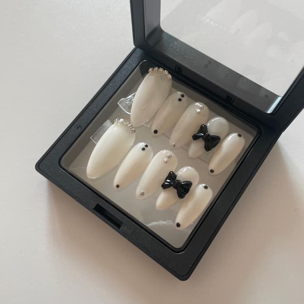 수제 네일팁