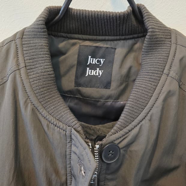 쥬시쥬디 카키색 MA-1항공점퍼