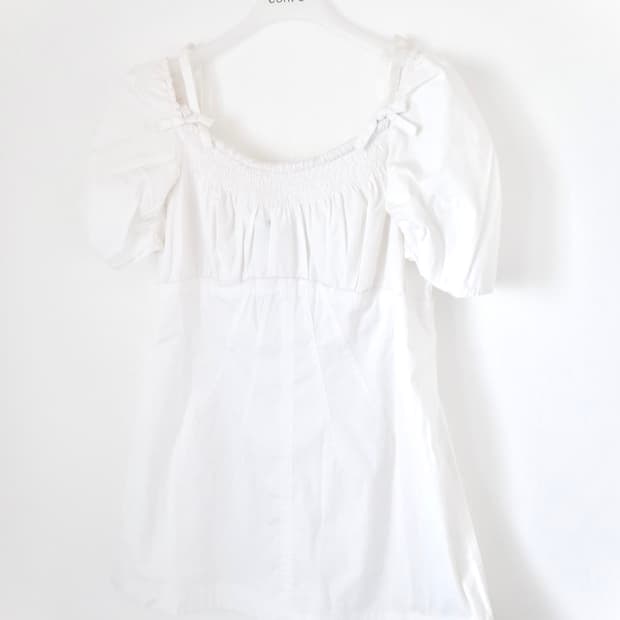 [오늘만할인♡] Prada archive 프라다 리본 블라우스