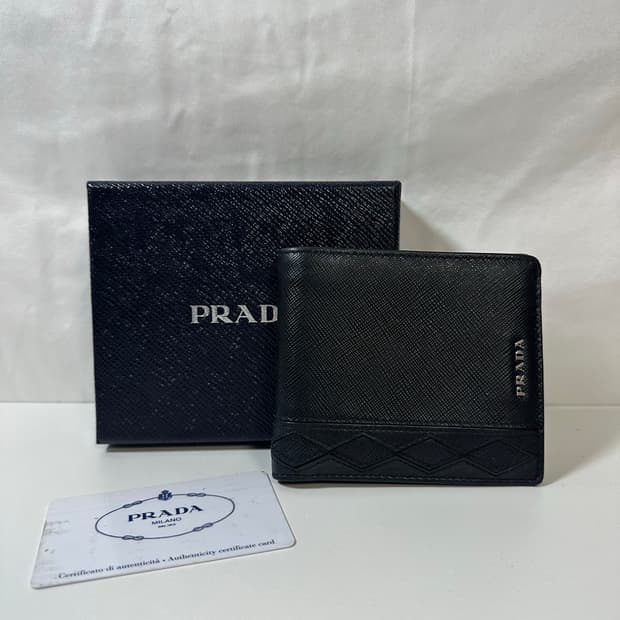 프라다 사피아노 롬비 반지갑 (OS)