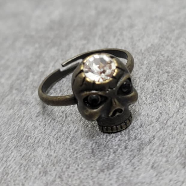 vintage skull ring
