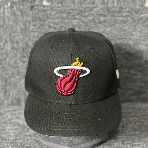 뉴에라 마이애미 히트 스냅백 볼캡