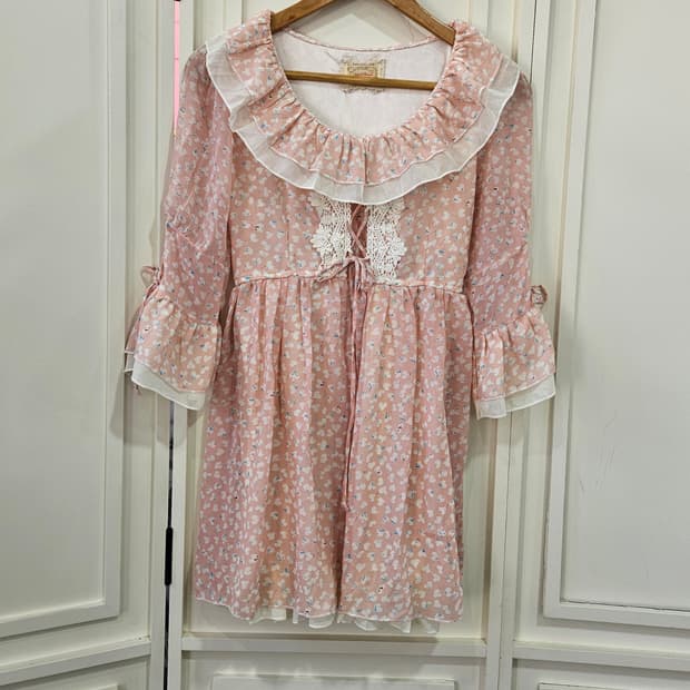 연핑크 하트 프릴 원피스