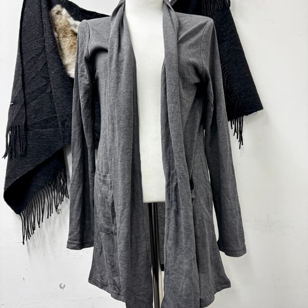 “Vintage” Y2K Draped Grey Cardigan