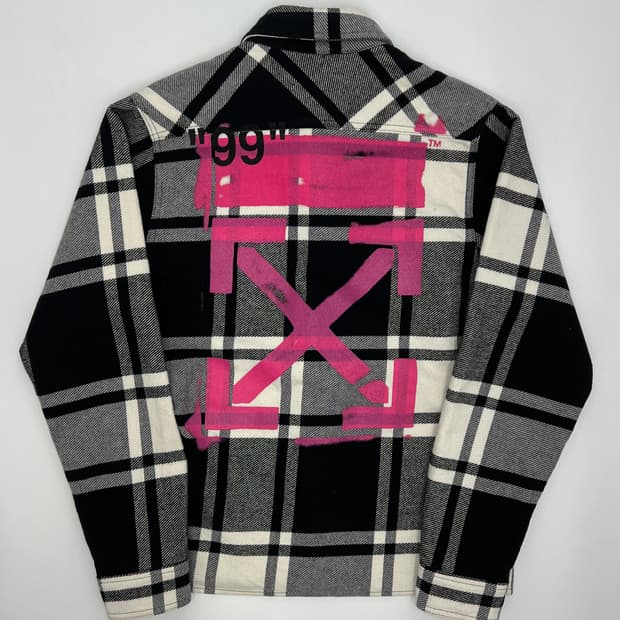 오프화이트 플란넬 셔츠