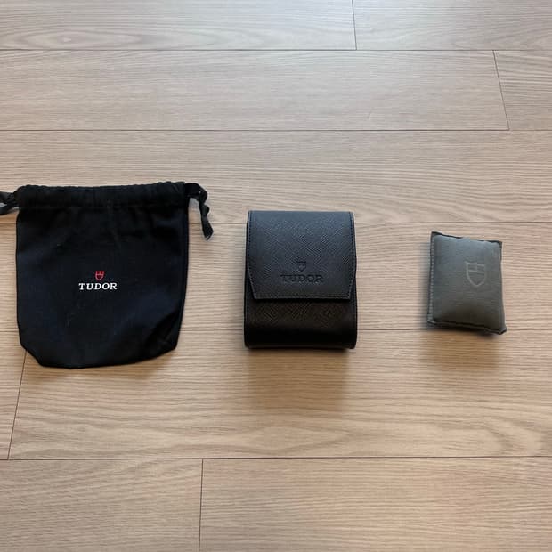 정품 튜더 시계 파우치