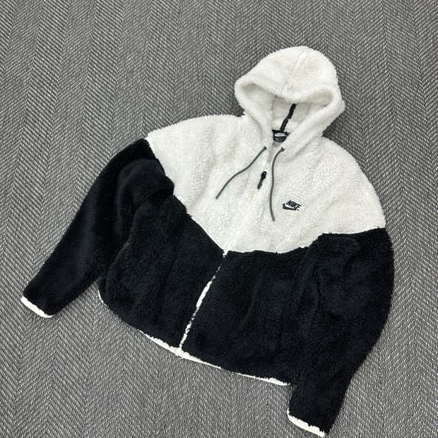 나이키 크롭후리스집업 M