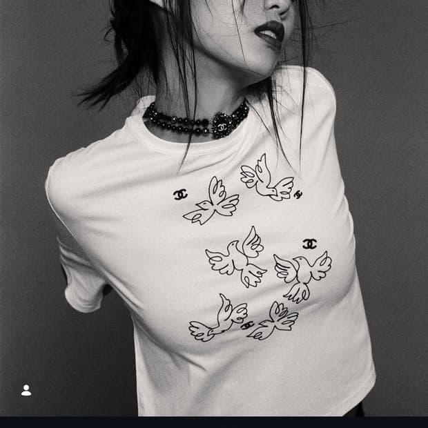 M/ 샤넬 22SS 리조트 비둘기 로고자수 반팔