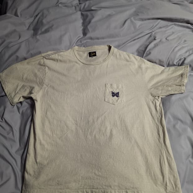 니들스 파피용 반팔