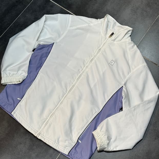 NIKE 바람막이