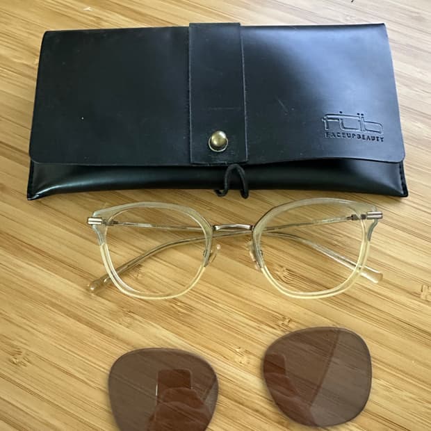 스테판 크리스티앙 투명테 안경