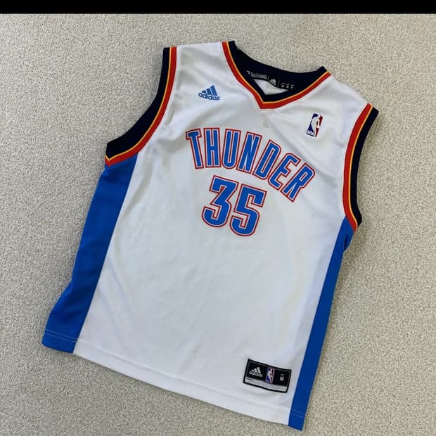 아디다스 케빈 듀란트 유니폼