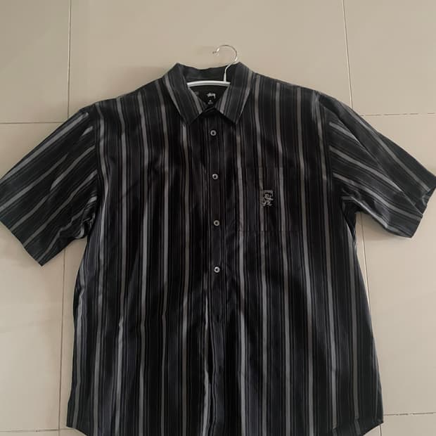 스투시 스트라이프 셔츠 m