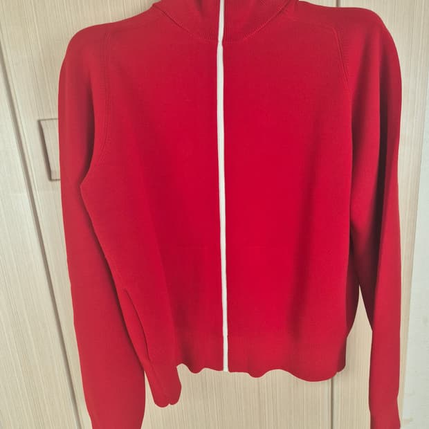 유니클로 c 워셔블밀라노립풀집가디건 L사이즈