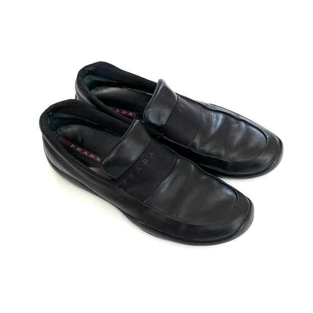 프라다 스포츠 레더 로퍼