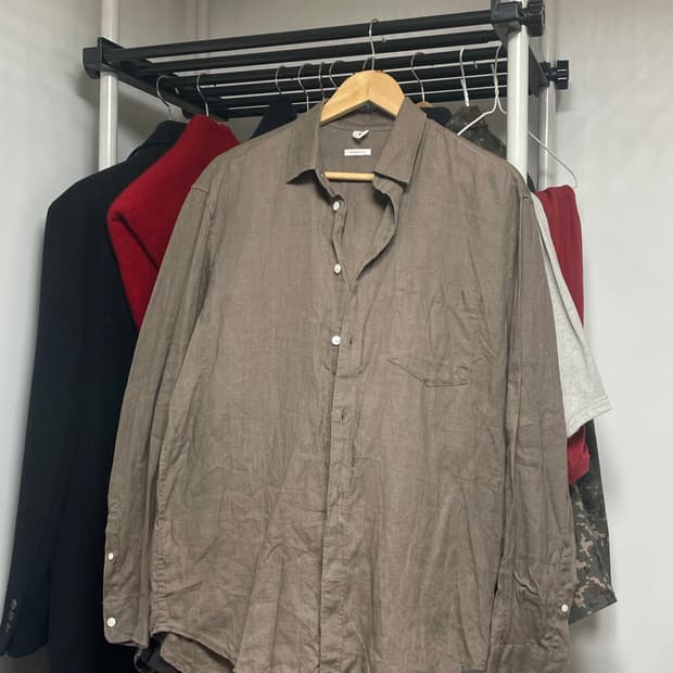 arket 아르켓 리넨 셔츠 타우페(50)