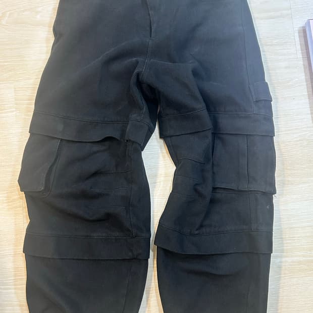 카미엔 타이탄 배기 팬츠