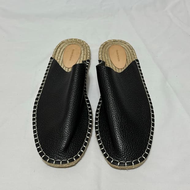 Hender Scheme Jute Mule