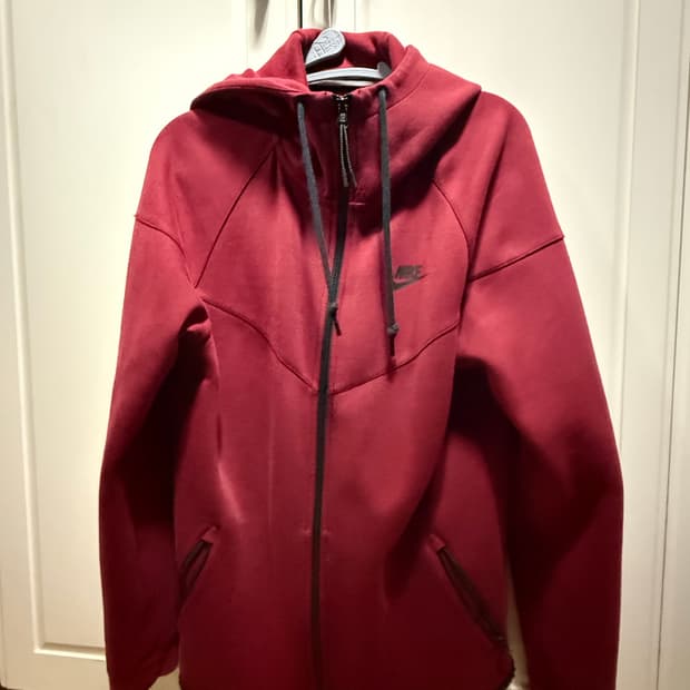 나이키 버건디 테크팩 L