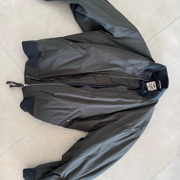 나나미카 인슐레이션 바시티 카키 s 사이즈