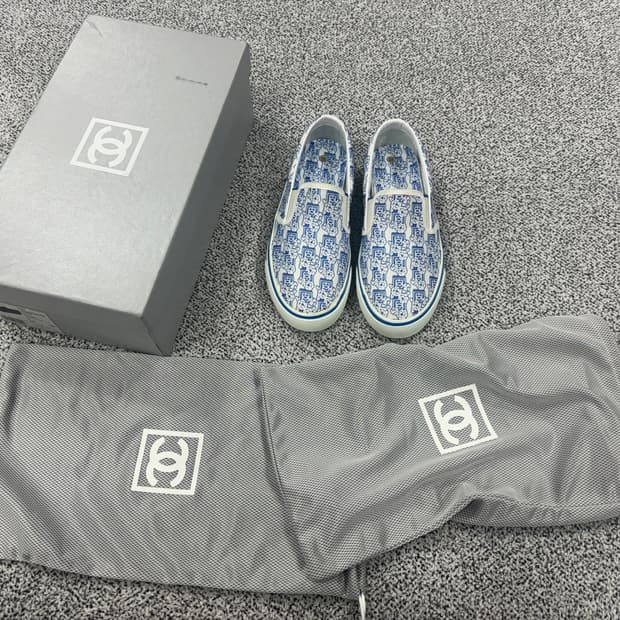 [레어][데드스탁] 샤넬 프린팅 슬립온