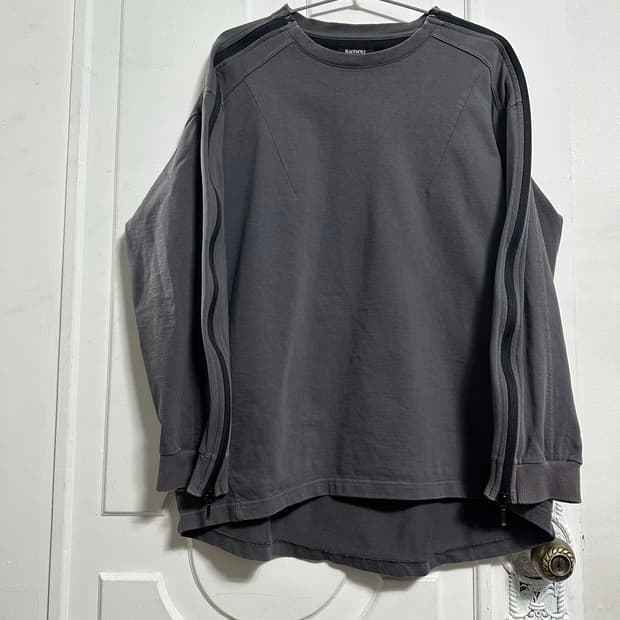 블랙멀 BLACKMERLE 지퍼 롱슬리브티