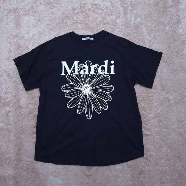 마르디메크르디 여 FREE 반팔 티 0411