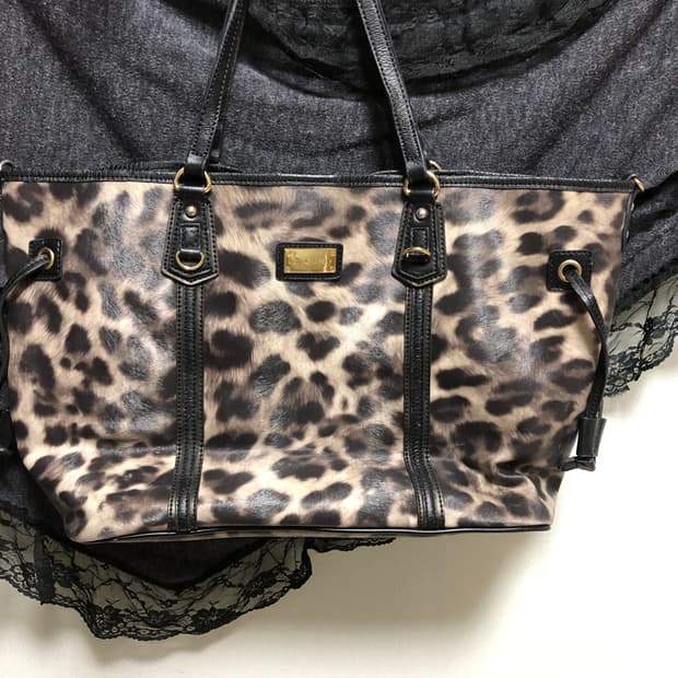 sisley leoparg shoulder bag 호피 가방
