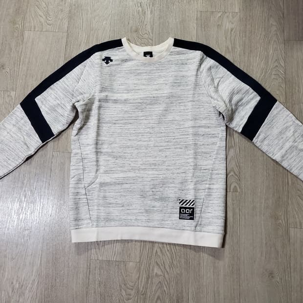 [M] 데상트 AQR 라운드넥 긴팔 티셔츠