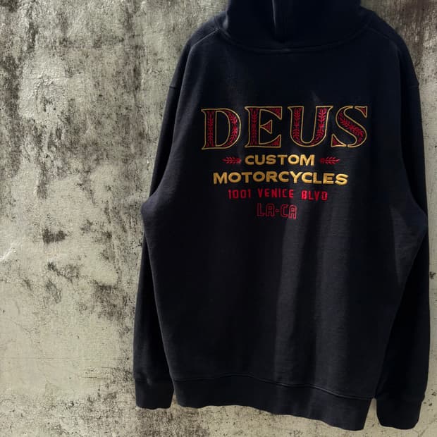 Deus Ex Machina 올드스쿨 로고 후드집업