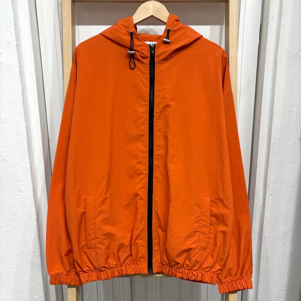 [새상품] 후드 바람막이