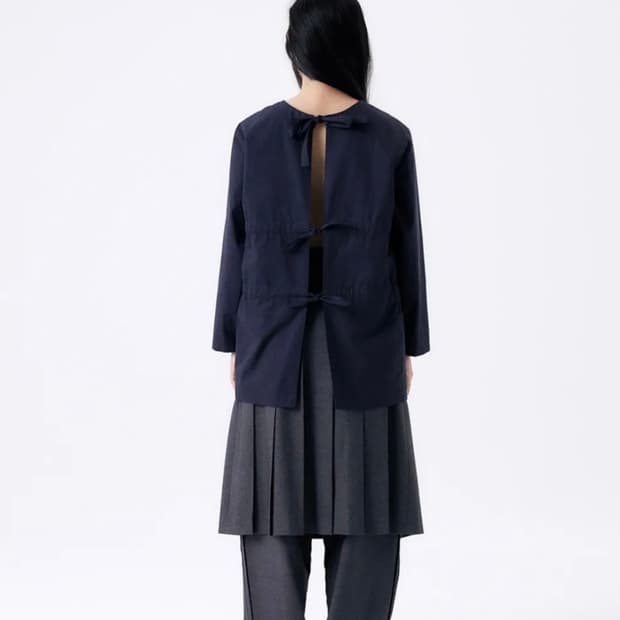 할로미늄 BACK RIBBON SMOCK 2 / NAVY