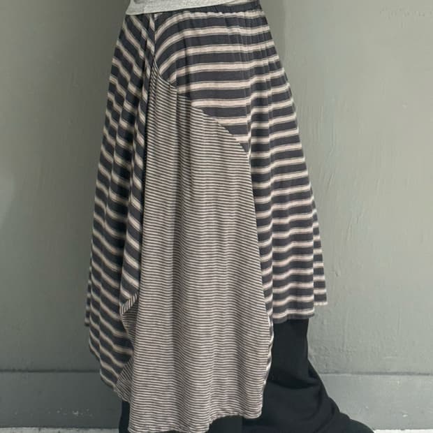 unbalance pattern mix detail skirt 