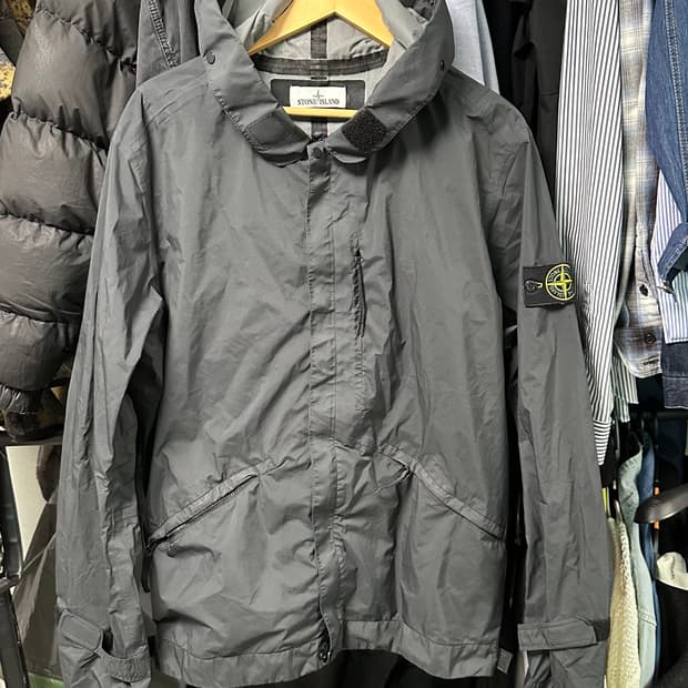 스톤아일랜드 가먼트 포퍼먼스 바람막이 자켓 L 정품 급처