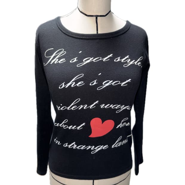 러브 프린팅 티셔츠 롱슬리브